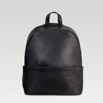 Backpack Leonel de Cuero Negro con Cuello de Toro Negro