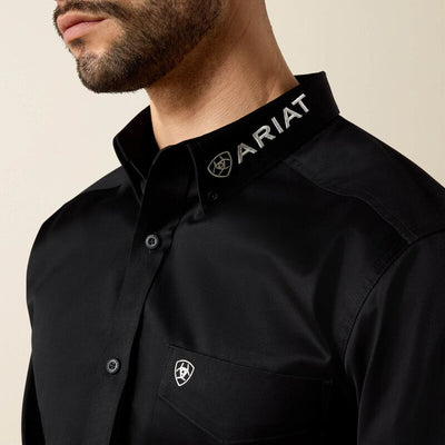 Camisa Ariat Team Logo Twill Negro Corte Fitted