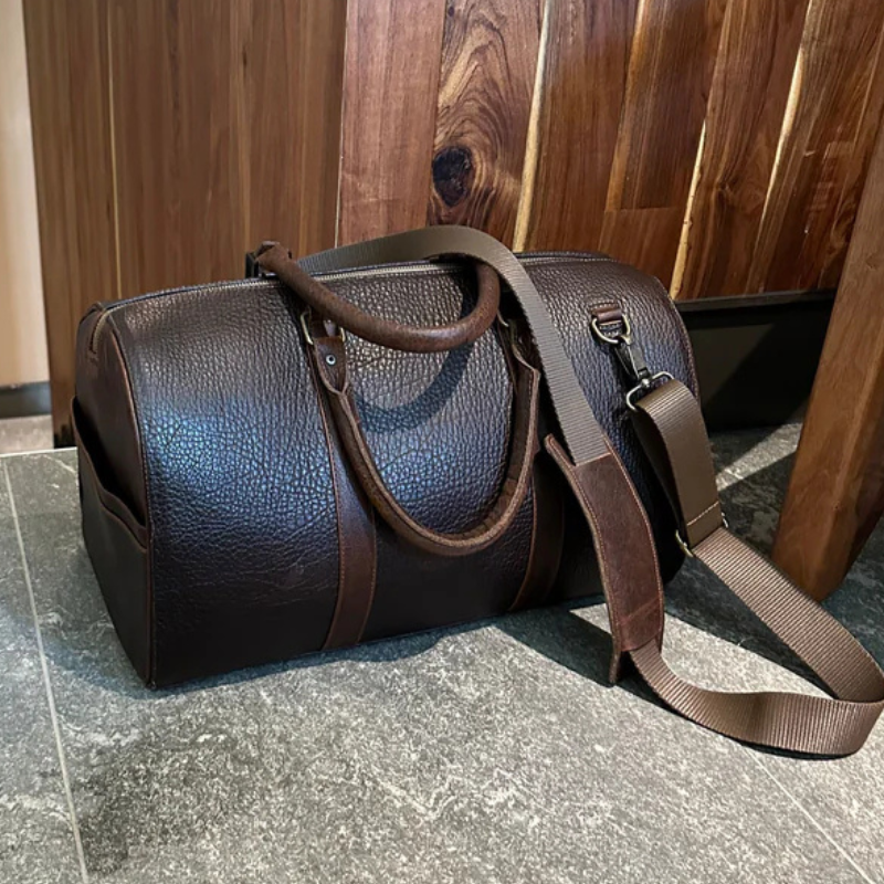 Maleta de Mano Travel Bag B002 Bisonte de Cuero Genuino Café Chocolate